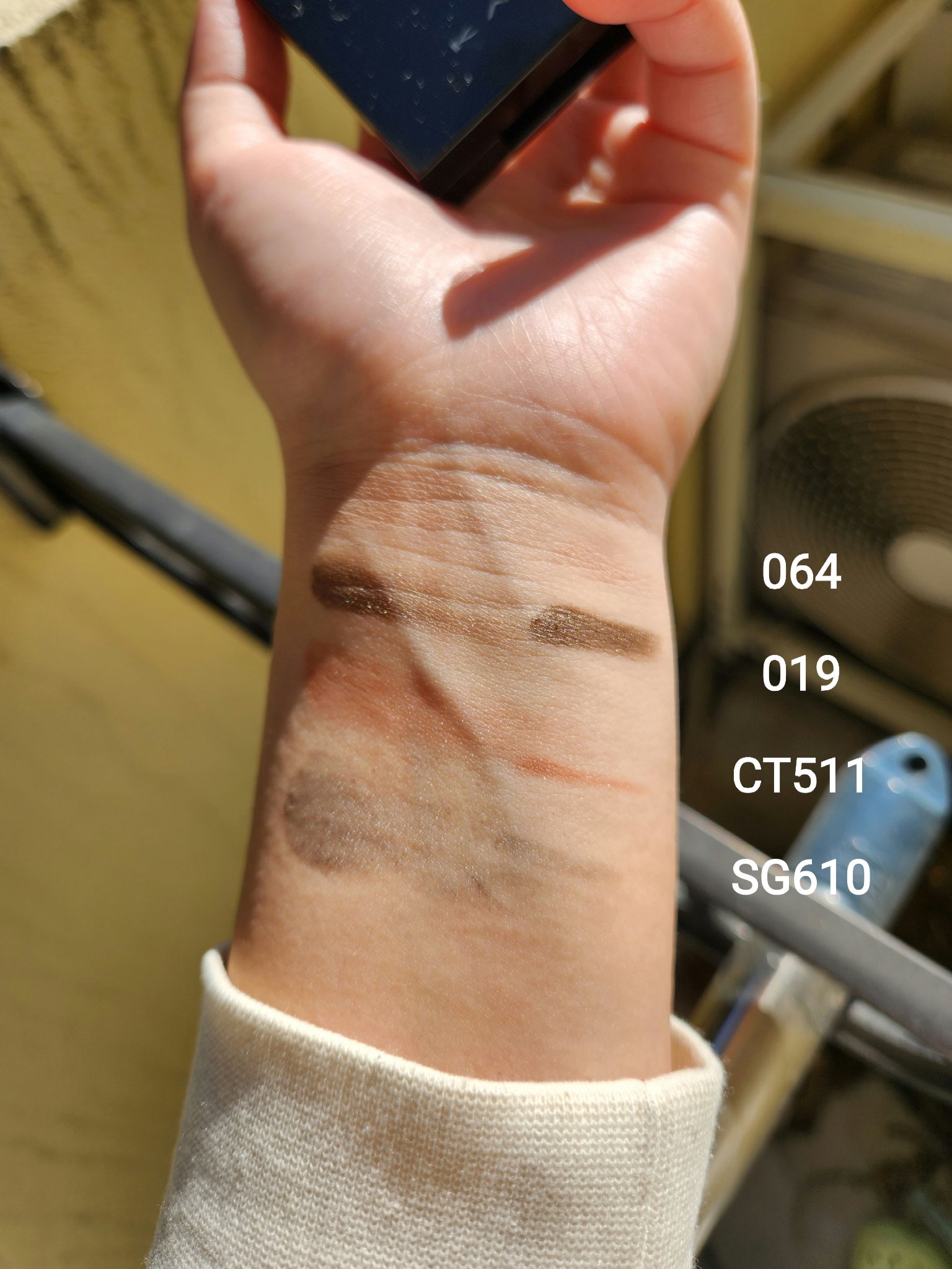 ケイト ザ アイカラー 064 グレイッシュブラウン/KATE/単色アイシャドウを使ったクチコミ（3枚目）