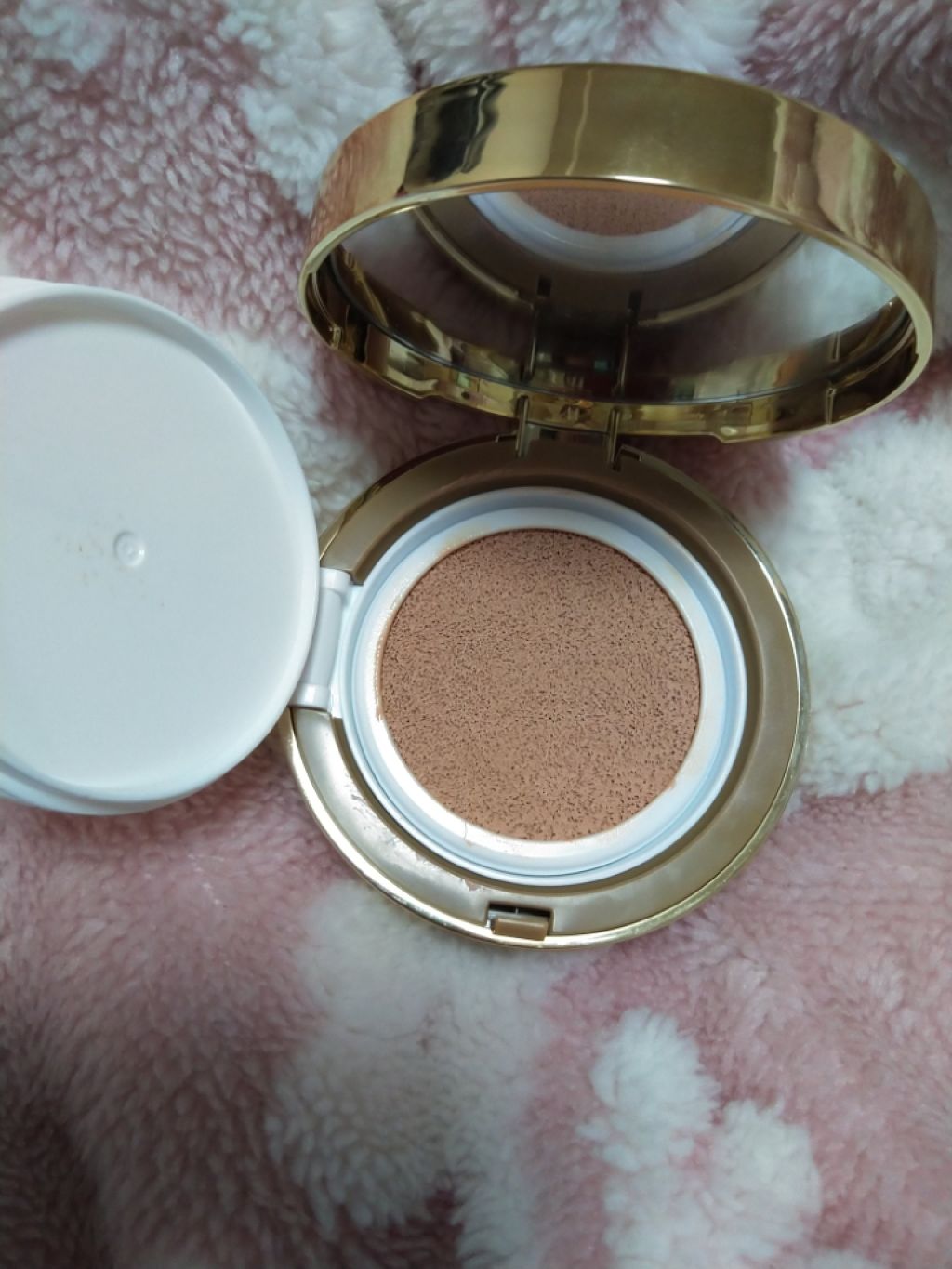 CCクッション インテンスカバー/THE FACE SHOP/クッションファンデーションを使ったクチコミ（2枚目）