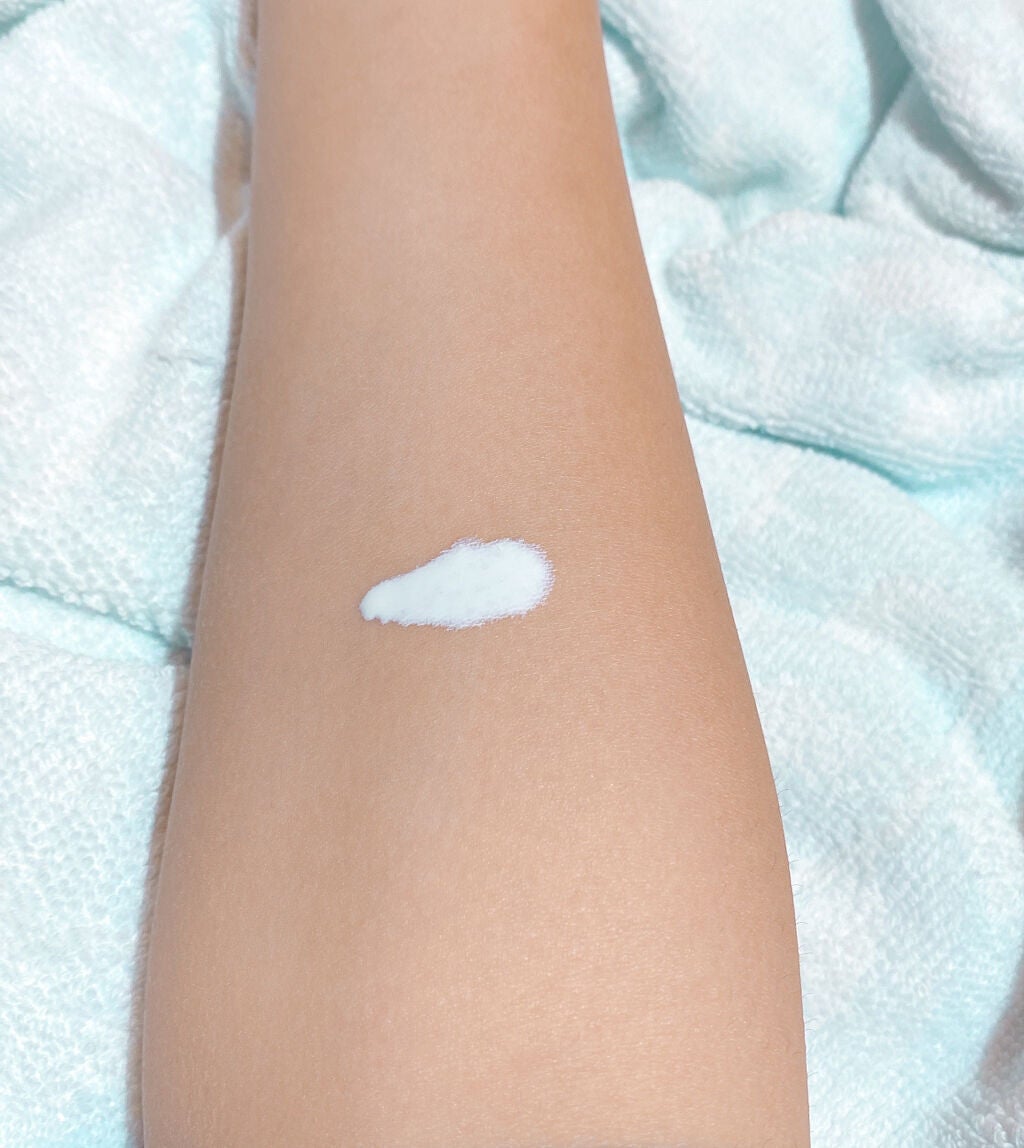 皮脂テカリ防止下地/CEZANNE/化粧下地を使ったクチコミ(2枚目)