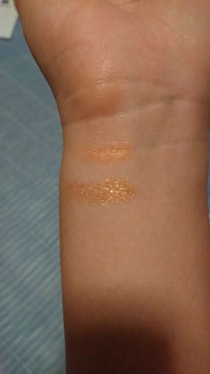 プリズム パウダーアイカラー/リンメル ロンドン/単色アイシャドウを使ったクチコミ(2枚目)