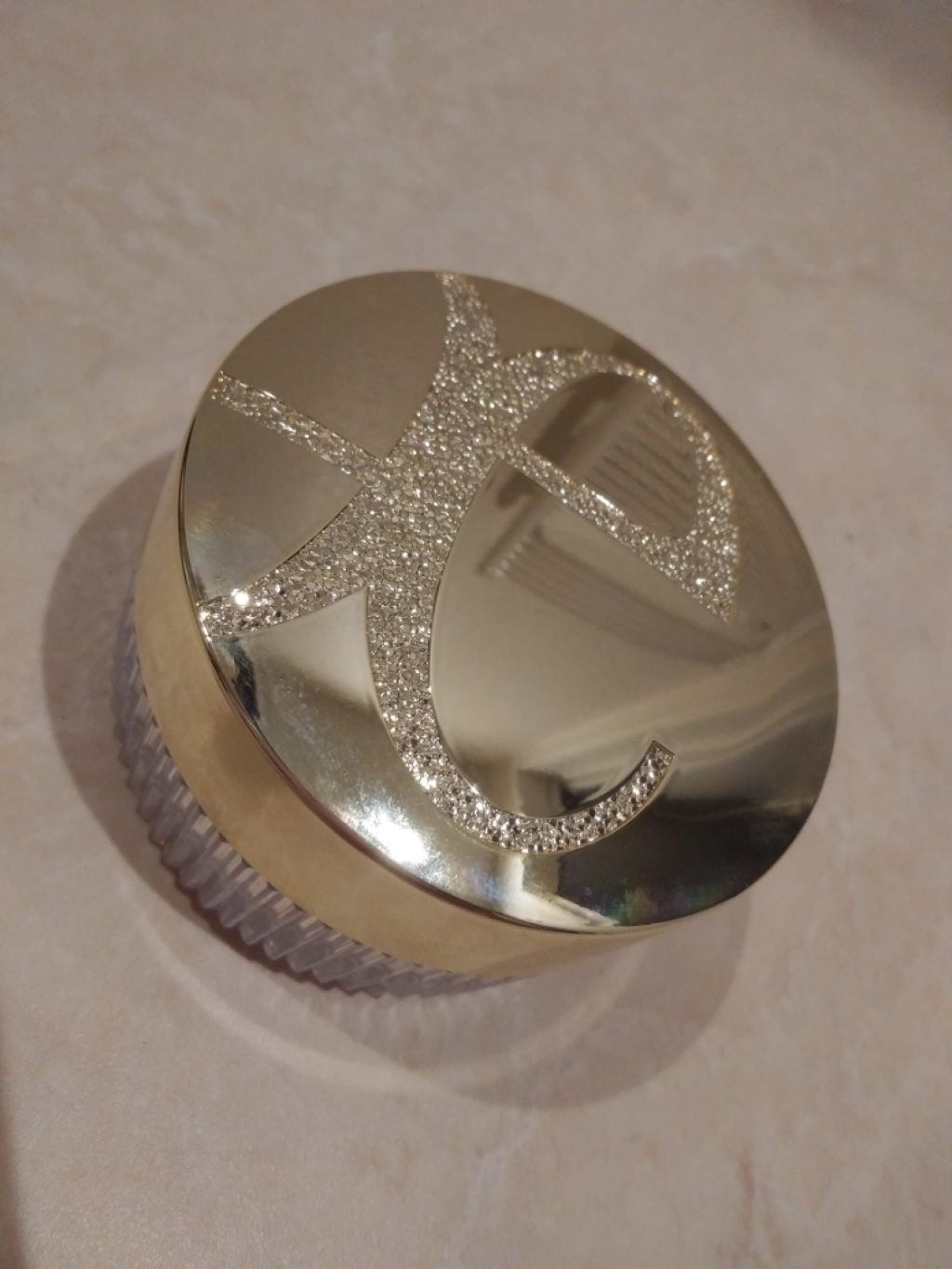 フェザー ヴェール/Elégance/ルースパウダーを使ったクチコミ(1枚目)