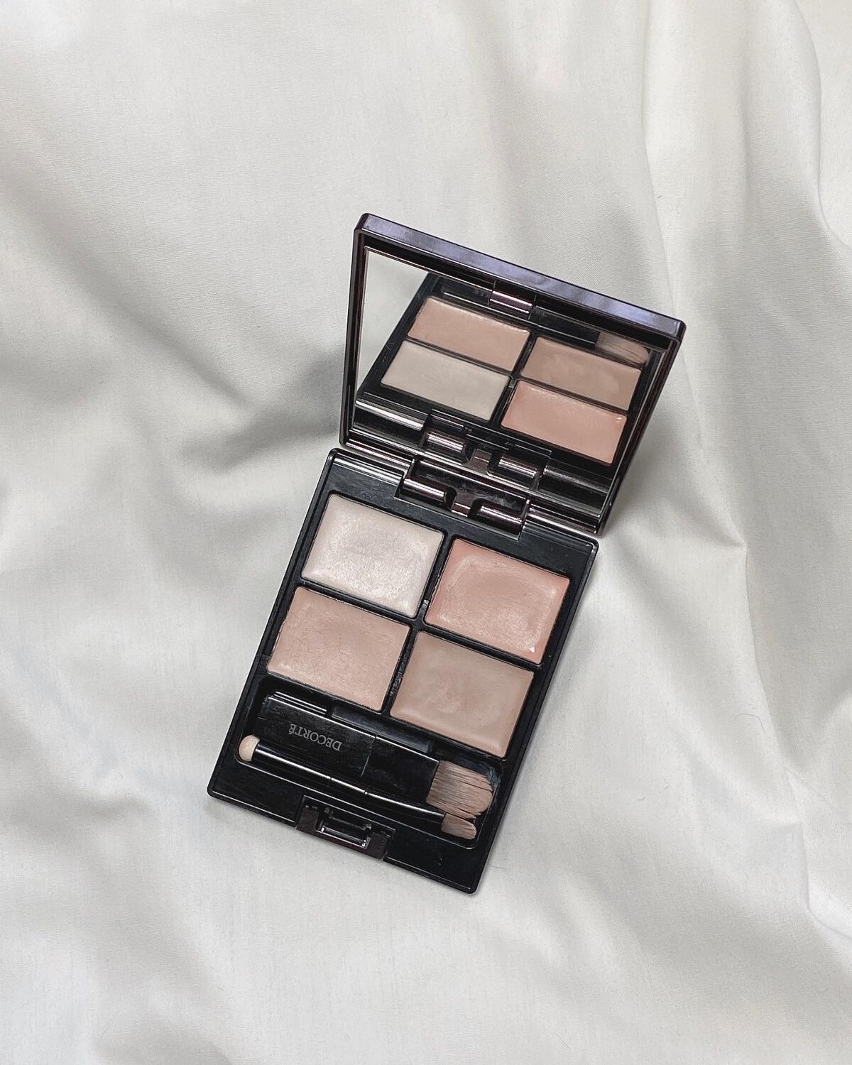 トーンパーフェクティング パレット/DECORTÉ/パレットコンシーラーを使ったクチコミ(1枚目)