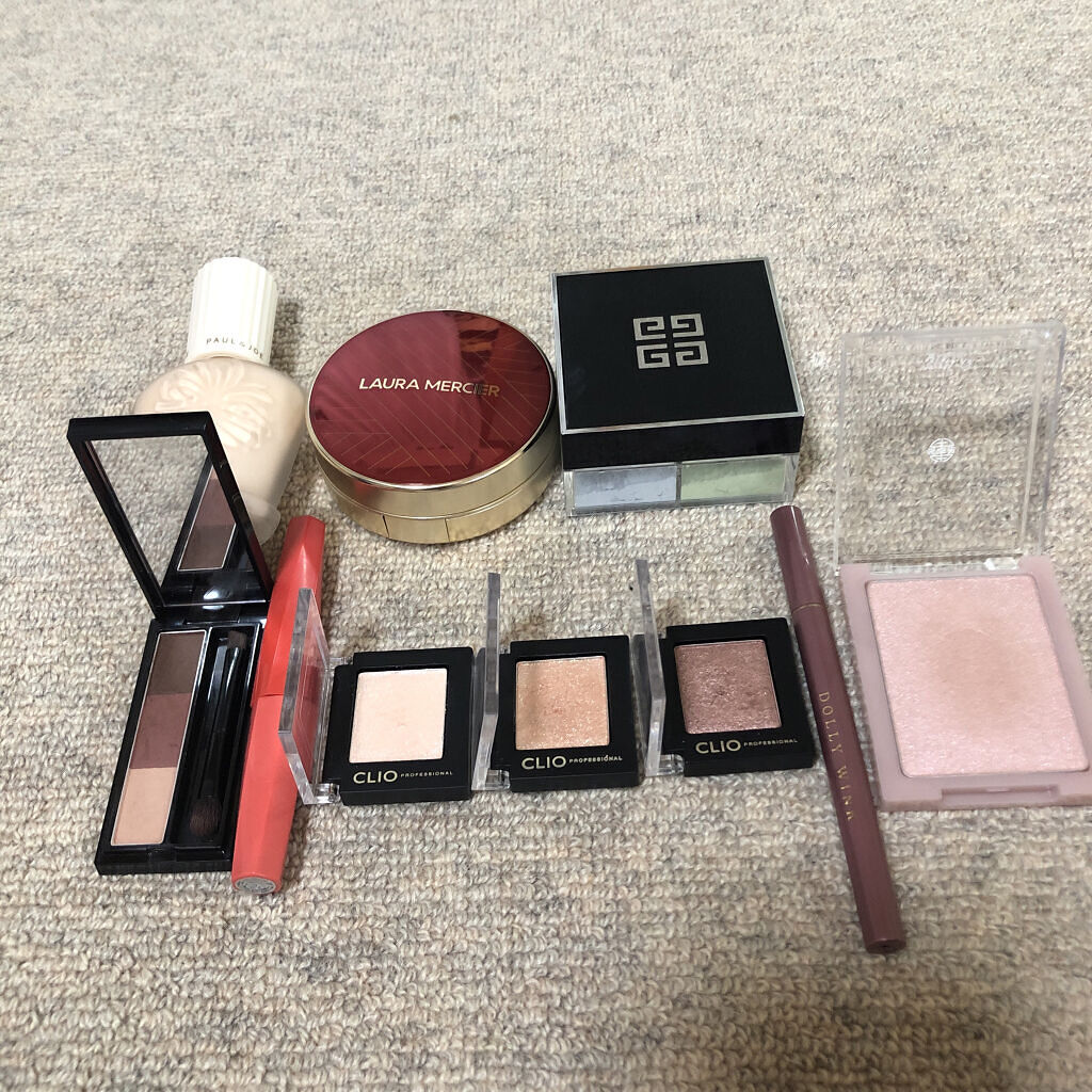 フローレス ルミエール ラディアンス パーフェクティング クッション/ローラ メルシエ/クッションファンデーションを使ったクチコミ（2枚目）