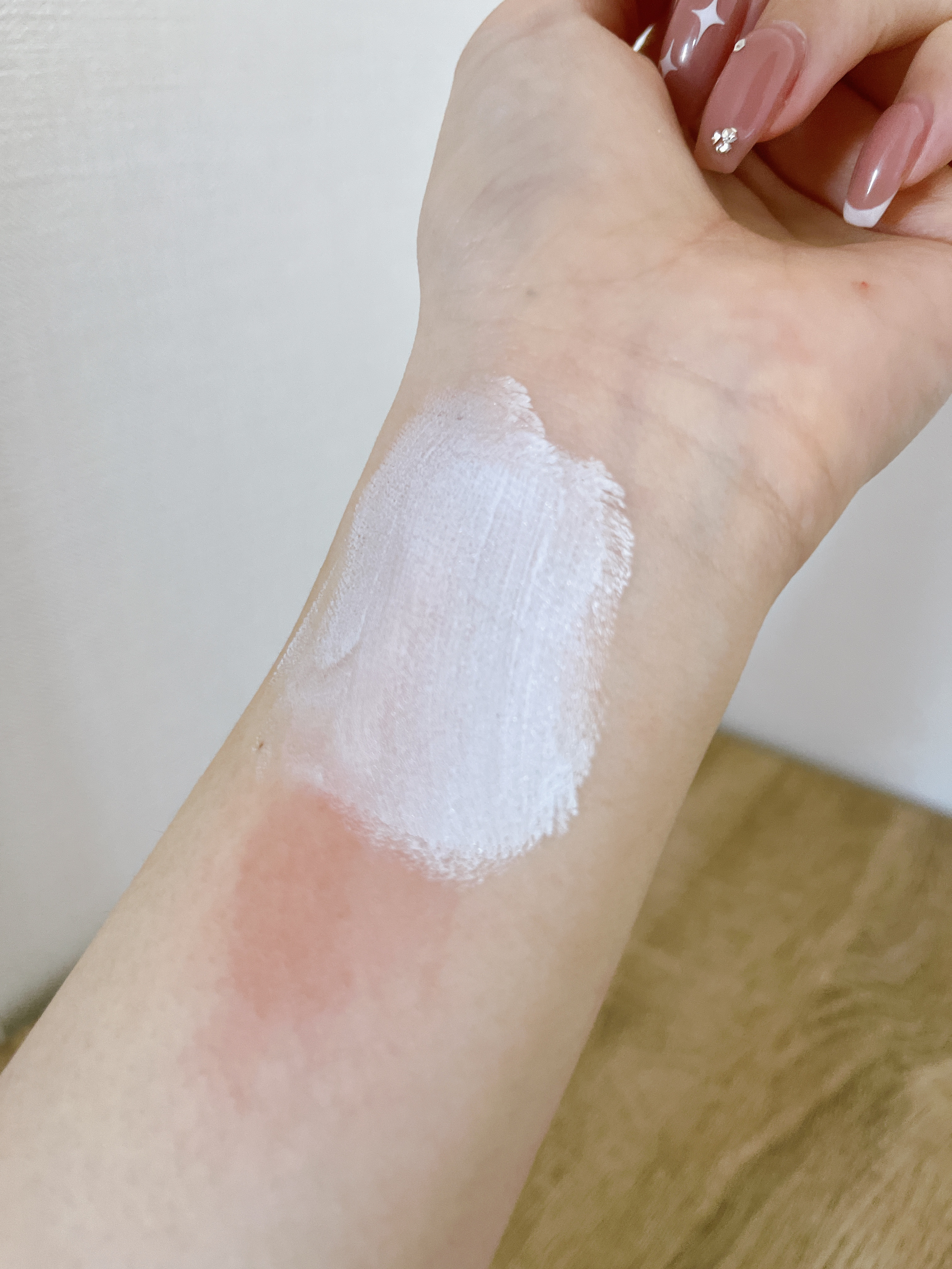 カラーコレクティングプライマー 03ペールブルー/VDL/化粧下地を使ったクチコミ（3枚目）