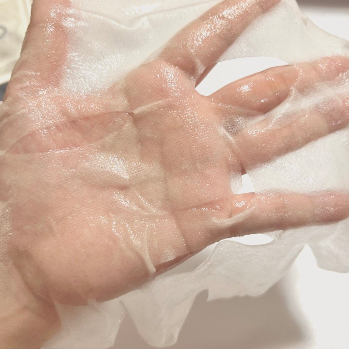 フリーズドライエッセンスマスク ナイアシンアミド22%/HiCA/シートマスク・パックを使ったクチコミ(4枚目)