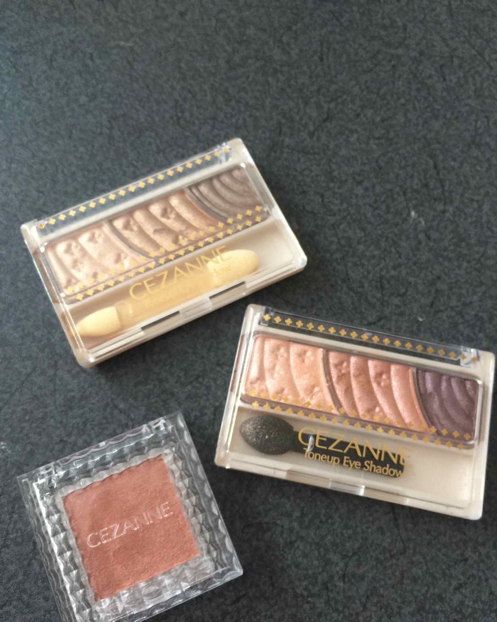 トーンアップアイシャドウ/CEZANNE/アイシャドウパレットを使ったクチコミ(2枚目)