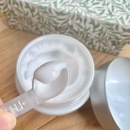 パーフェクトワン 薬用ホワイトニングジェル/パーフェクトワン/オールインワン化粧品を使ったクチコミ(4枚目)