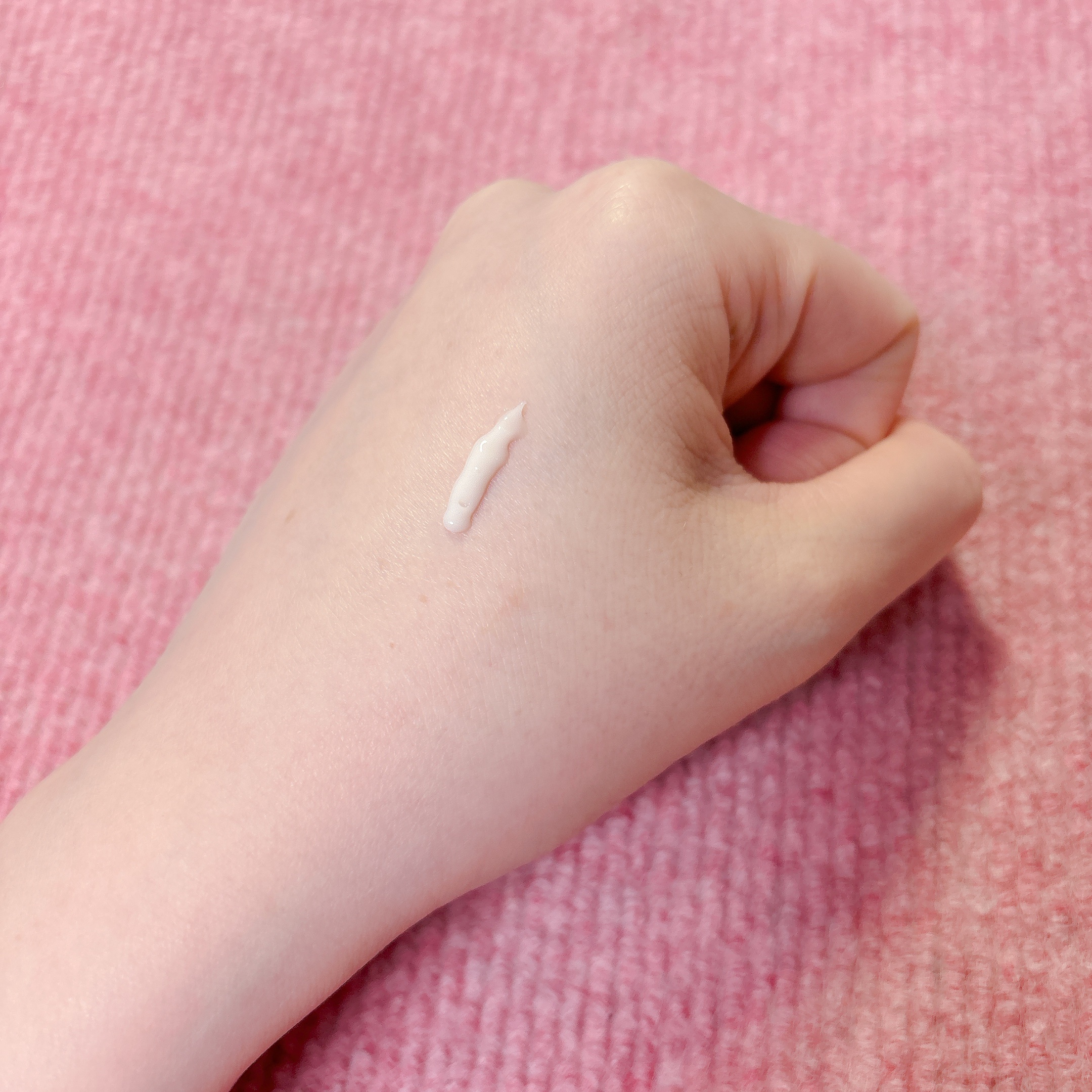 インフィニティ　ビューティーハンドセラム リンクル＆ブライト [医薬部外品]/インフィニティ/ハンドクリームを使ったクチコミ（2枚目）