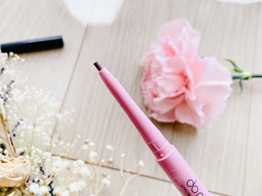 do natural スタイリング アイブロー ペンシルのクチコミ「スタイリング アイブロー ペンシル✨

プレイフルでホープフルなdo naturalより。
ス.....」（2枚目）