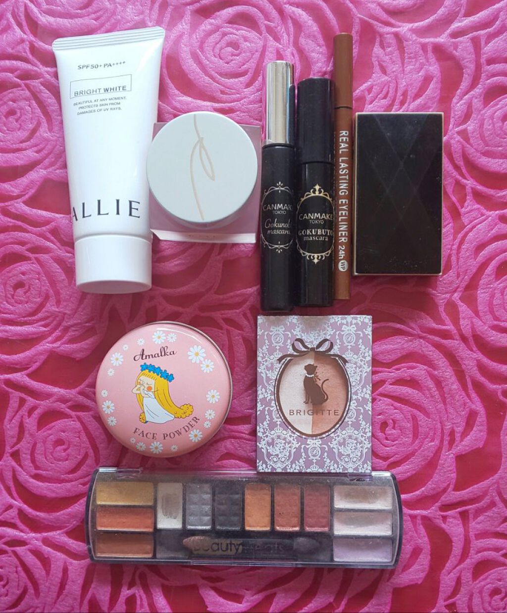 アマールカ フェイスパウダー/カリプソ/プレストパウダーを使ったクチコミ（2枚目）