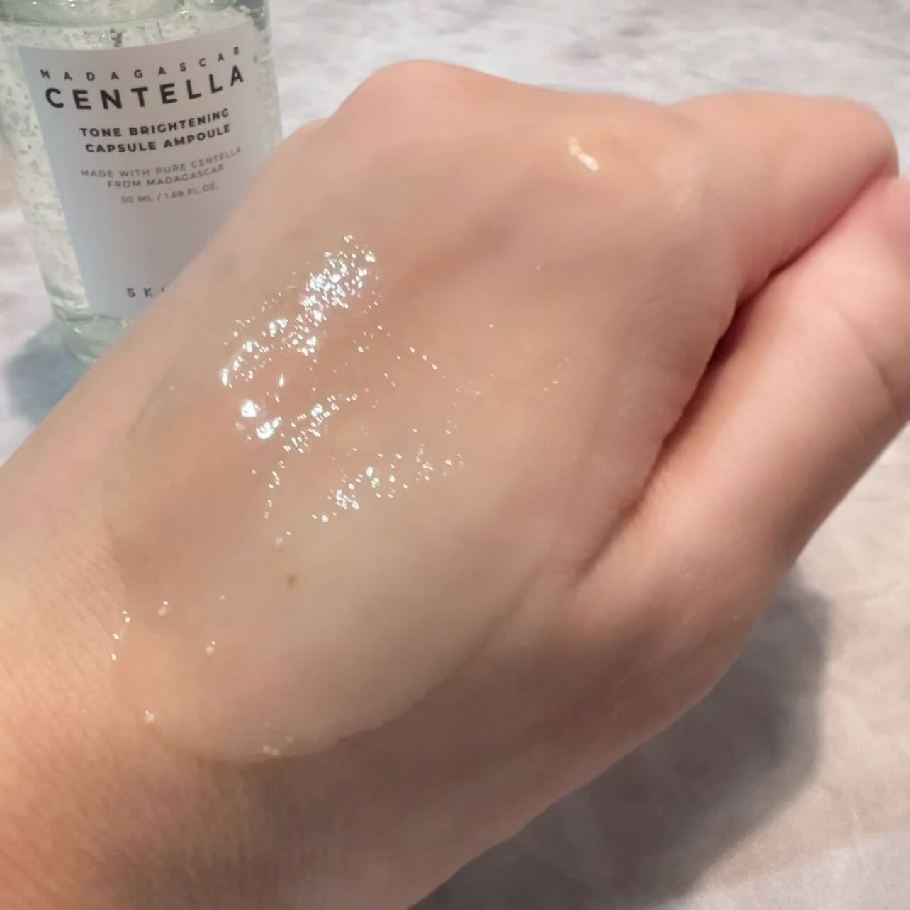 トーンブライトニング カプセルアンプル/SKIN1004/美容液を使ったクチコミ(3枚目)