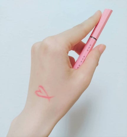 EYE OPENING LINER/UZU BY FLOWFUSHI/リキッドアイライナーを使ったクチコミ(2枚目)