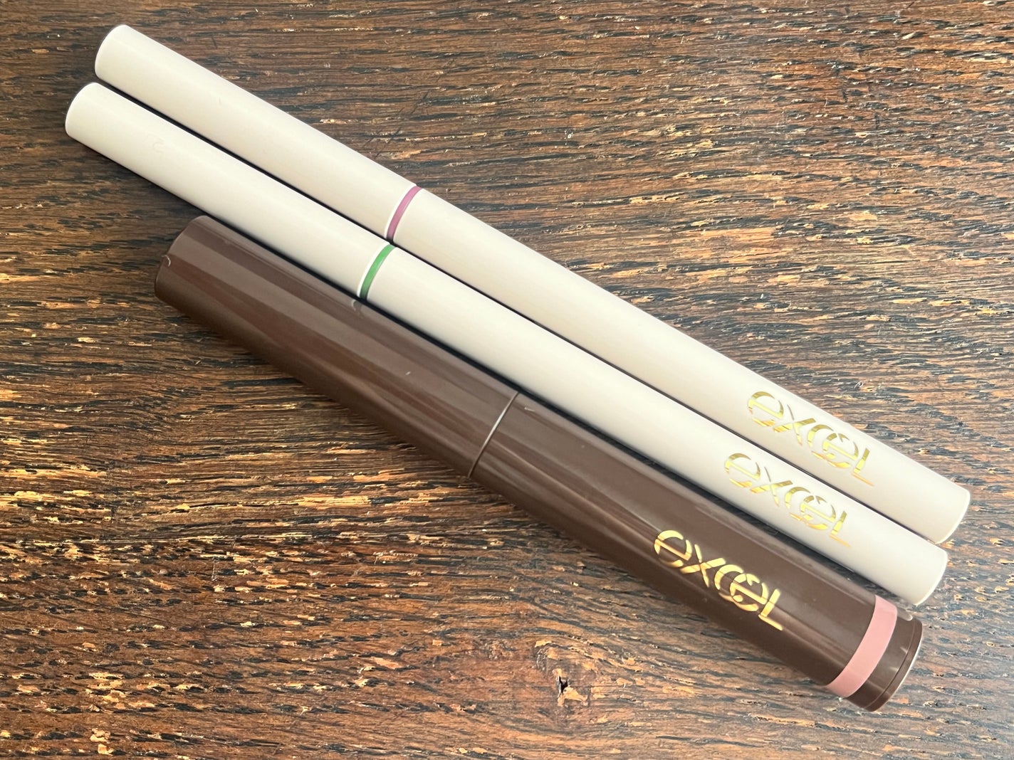 グリームオンフィットシャドウ/excel/スティックアイシャドウを使ったクチコミ(1枚目)