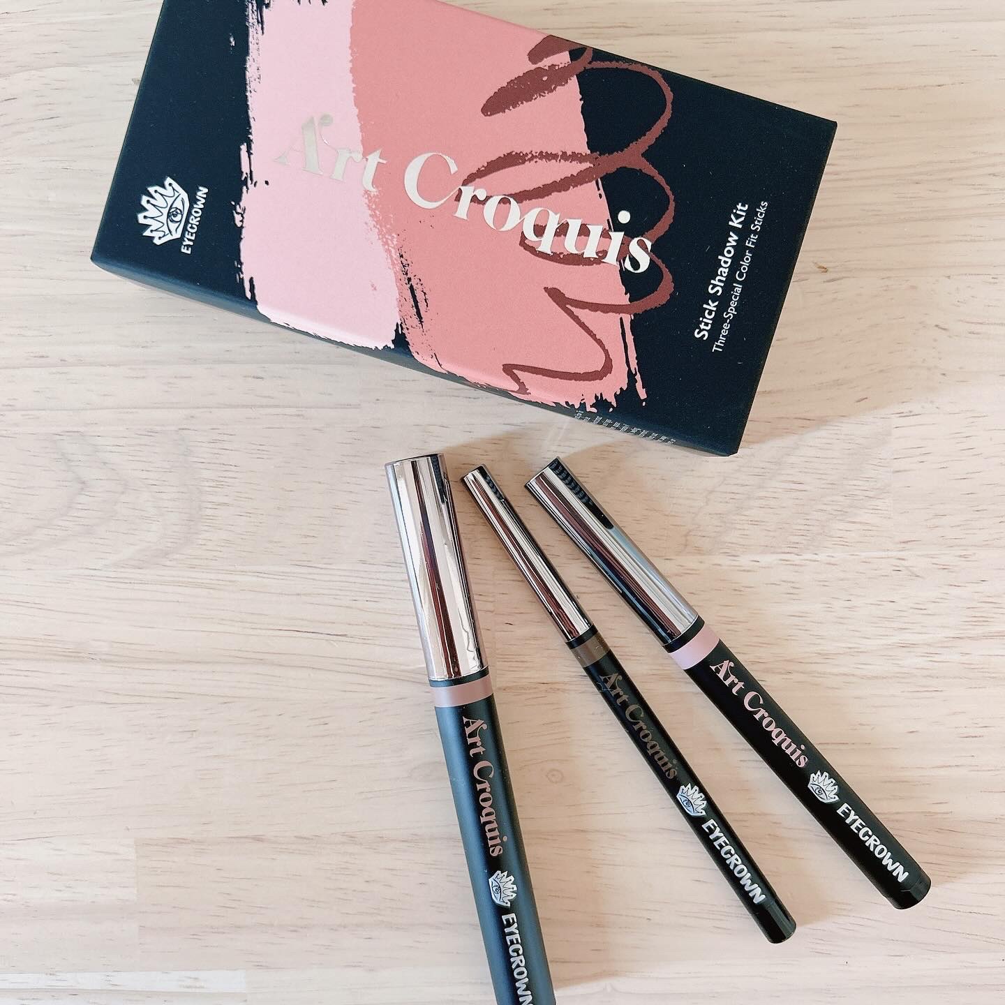 アートクロッキススティックシャドウキット/MAKEHEAL/スティックアイシャドウを使ったクチコミ（1枚目）