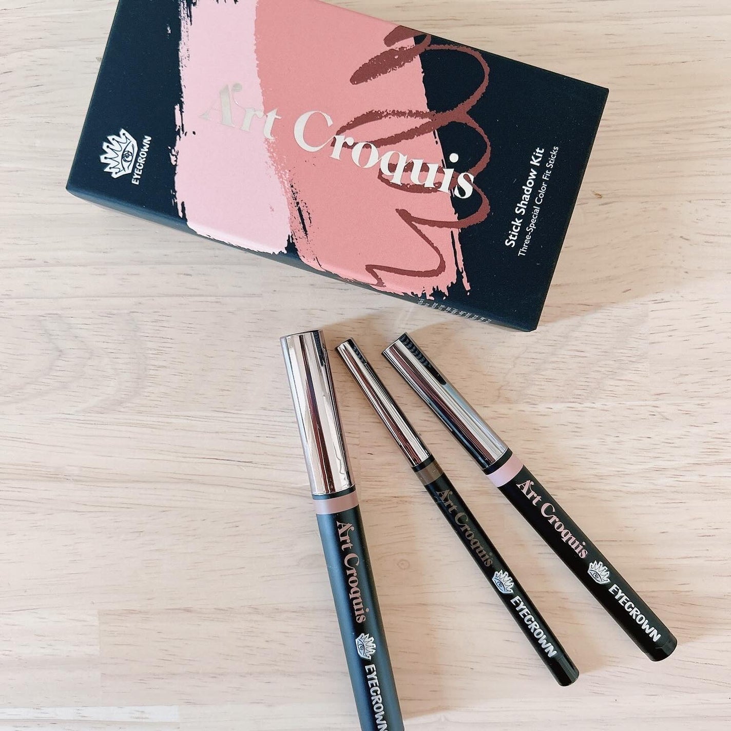 アートクロッキススティックシャドウキット/MAKEHEAL/スティックアイシャドウを使ったクチコミ(1枚目)