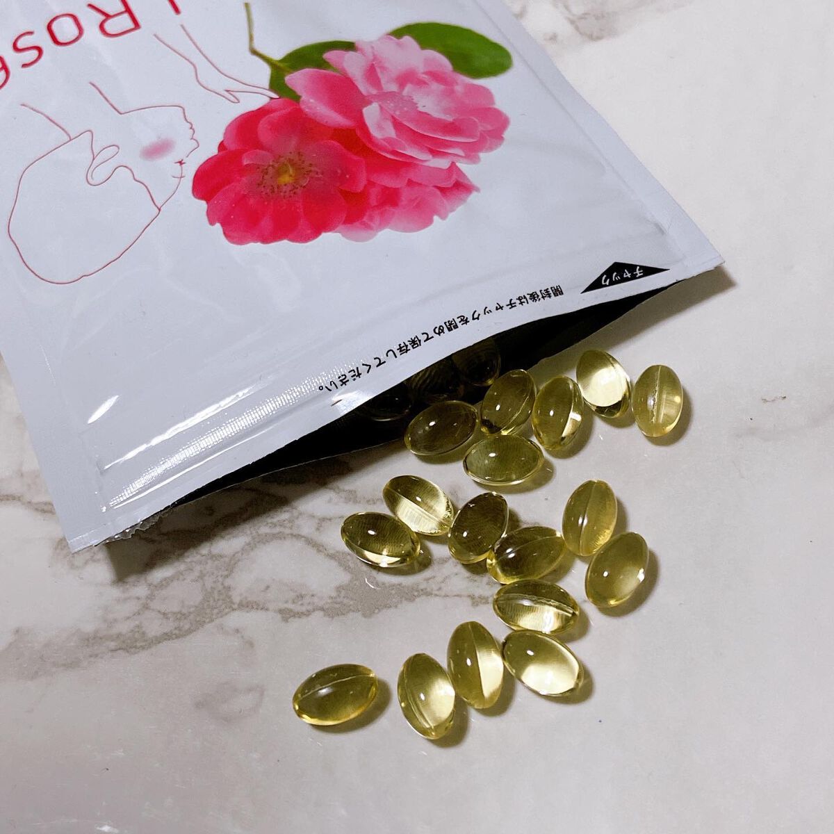 クリスタル・ローズ/すこやか笑顔/美容サプリメントを使ったクチコミ(4枚目)