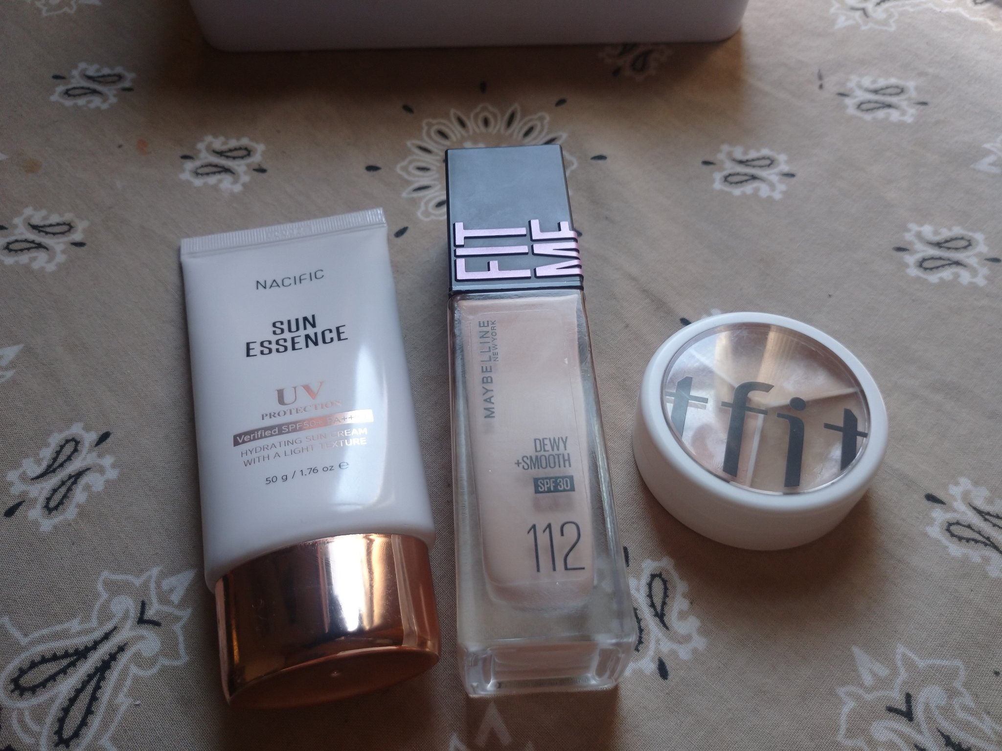 フィットミー リキッド ファンデーション DN 112/MAYBELLINE NEW YORK/リキッドファンデーションを使ったクチコミ（1枚目）