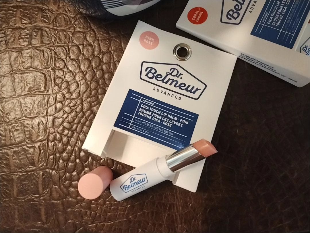 mcgroupakiko on LIPS 「仕事中はリップを重ねているので乾燥が怖いし、かといってバームだ..」(8枚目)