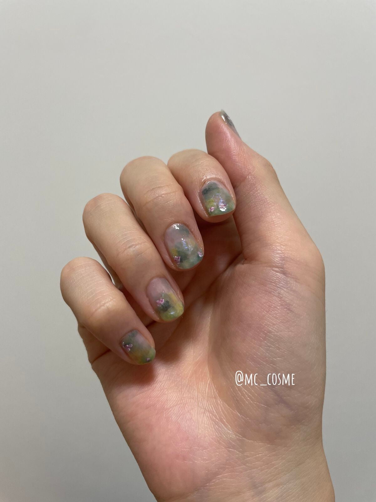 カラフルネイルズ/キャンメイク/マニキュアを使ったクチコミ(3枚目)