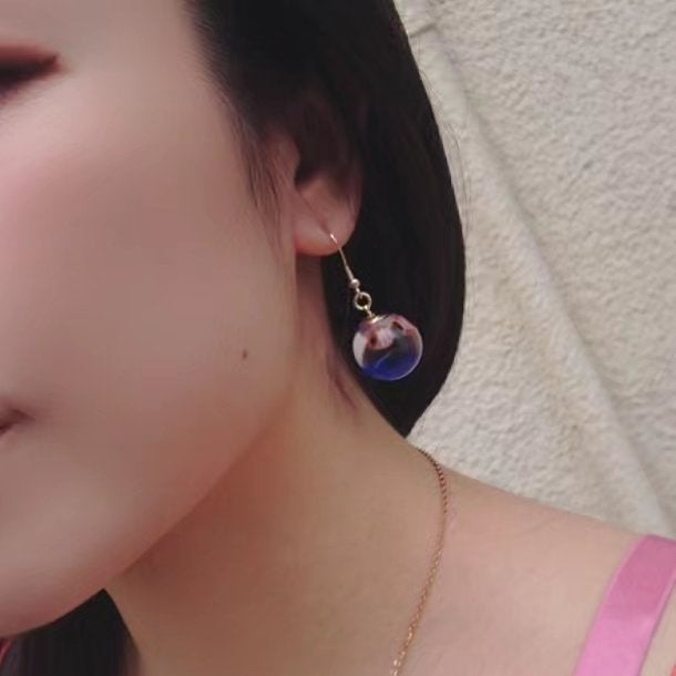 真紅 on LIPS 「舞うピアス・イヤリング「カクレクマノミ」をお試しさせて頂きまし..」(3枚目)