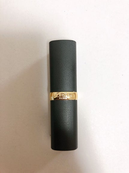 カラーリッシュモイストマットN/ロレアル パリ/口紅を使ったクチコミ(3枚目)