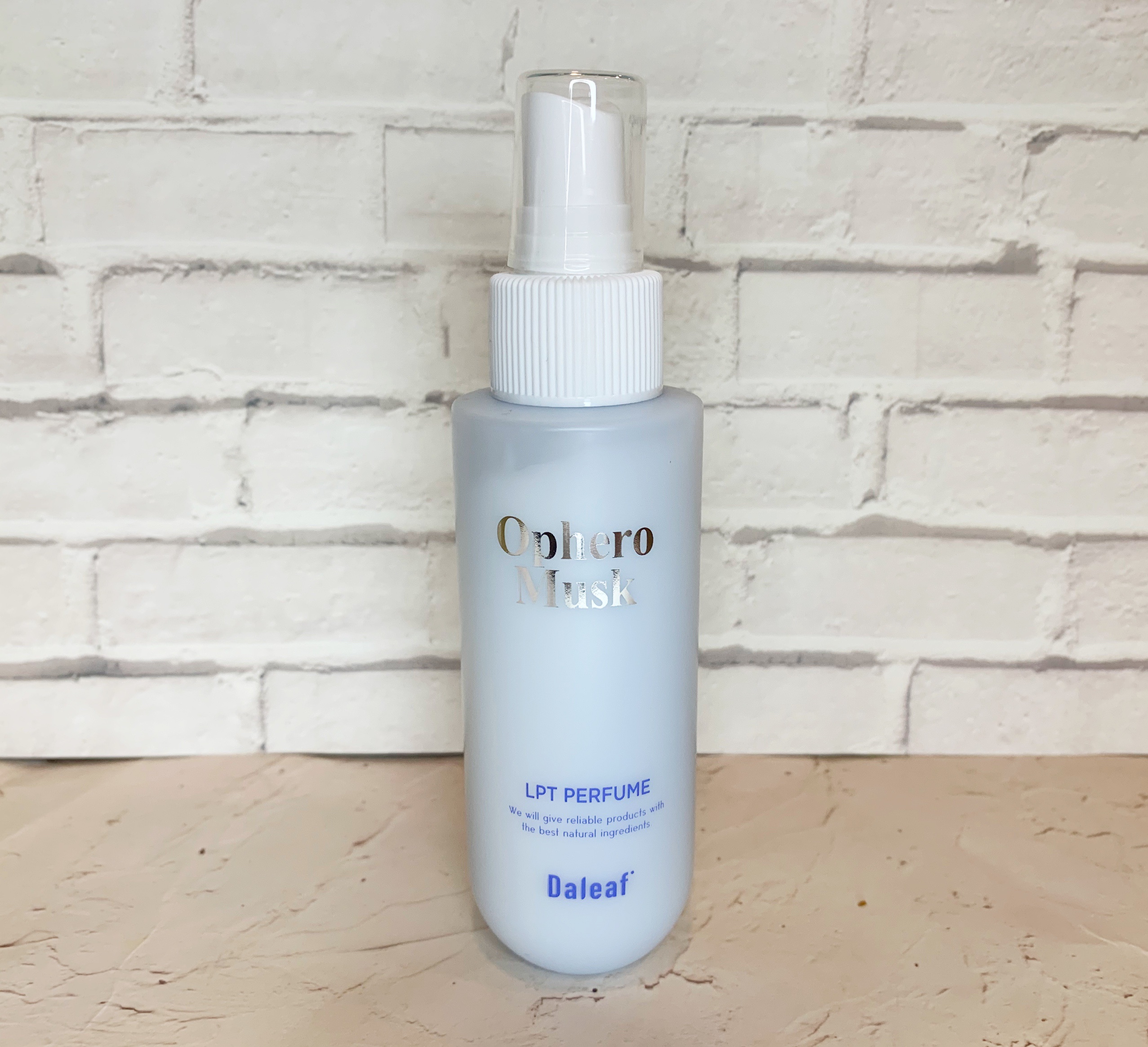 パフュームヘアパックインミスト Ophero Musk/Daleaf/アウトバストリートメントを使ったクチコミ（2枚目）