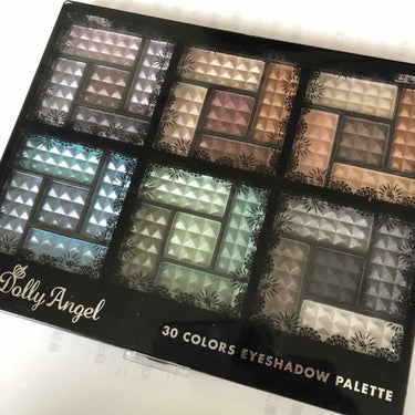 30COLORSEYESHADOWPALETTE/Dolly Angel/パウダーアイシャドウを使ったクチコミ（1枚目）