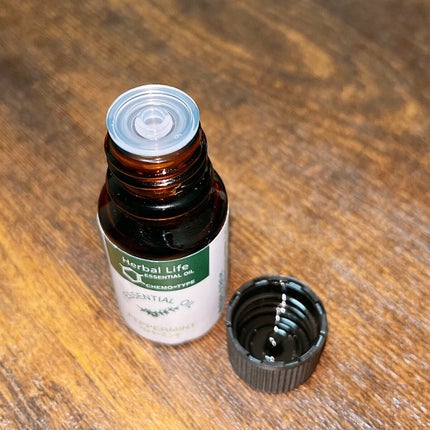 生活の木 ペパーミント精油のクチコミ「#レビュー 
生活の木
エッセンシャルオイル 10mL   ¥1,700+税
ペパーミント
.....」(2枚目)