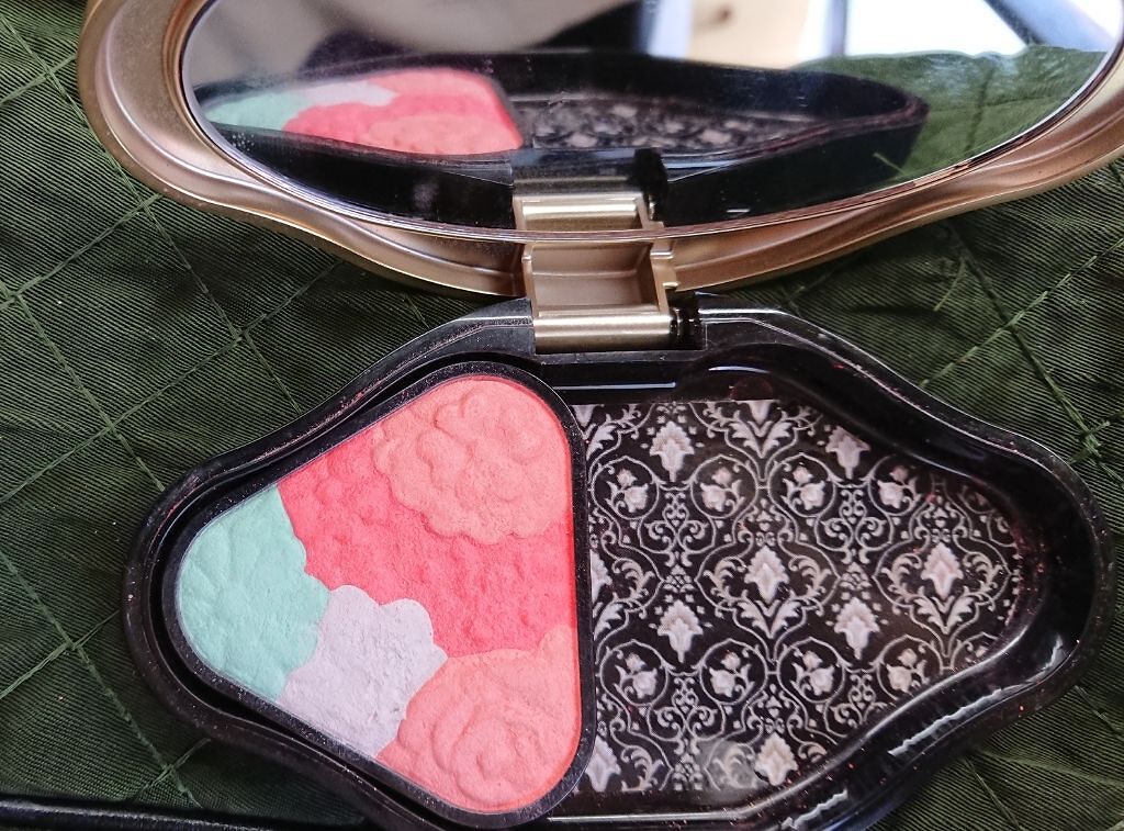 フェイスカラー/ANNA SUI/パウダーチークを使ったクチコミ(1枚目)