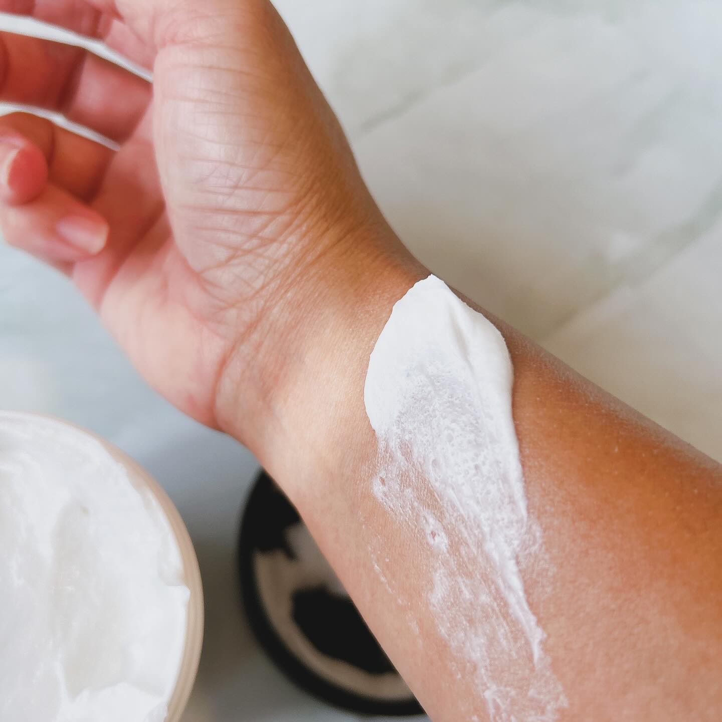 ジョイココ　ボディスクラブ　ブラッククミンシード/Joy.coco(ジョイココ)/ボディスクラブを使ったクチコミ（3枚目）