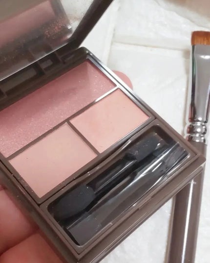 フーミー マルチアイブロウパウダー/WHOMEE/パウダーアイブロウを使ったクチコミ(3枚目)