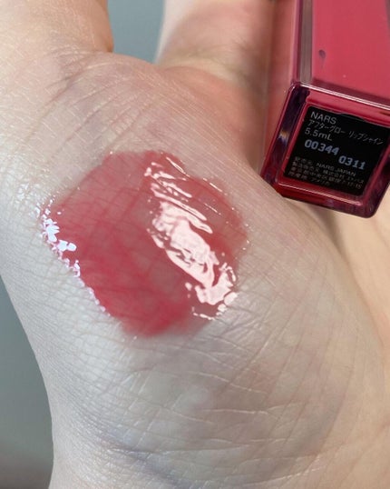 アフターグロー リップシャイン/NARS/リップグロスを使ったクチコミ(2枚目)