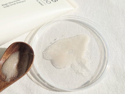 Magic Nine Perlite Scalp Scrub Shampoo/NINELESS/市販シャンプーを使ったクチコミ(5枚目)