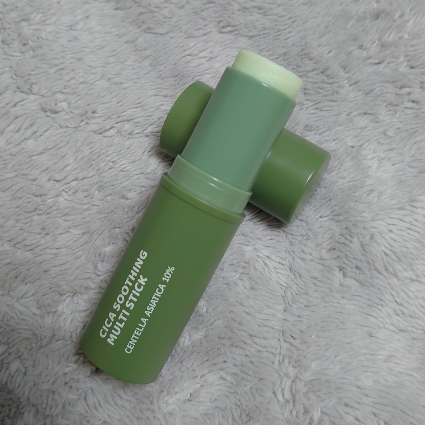 シカスージングスティック/TAGA/フェイスバームを使ったクチコミ(2枚目)