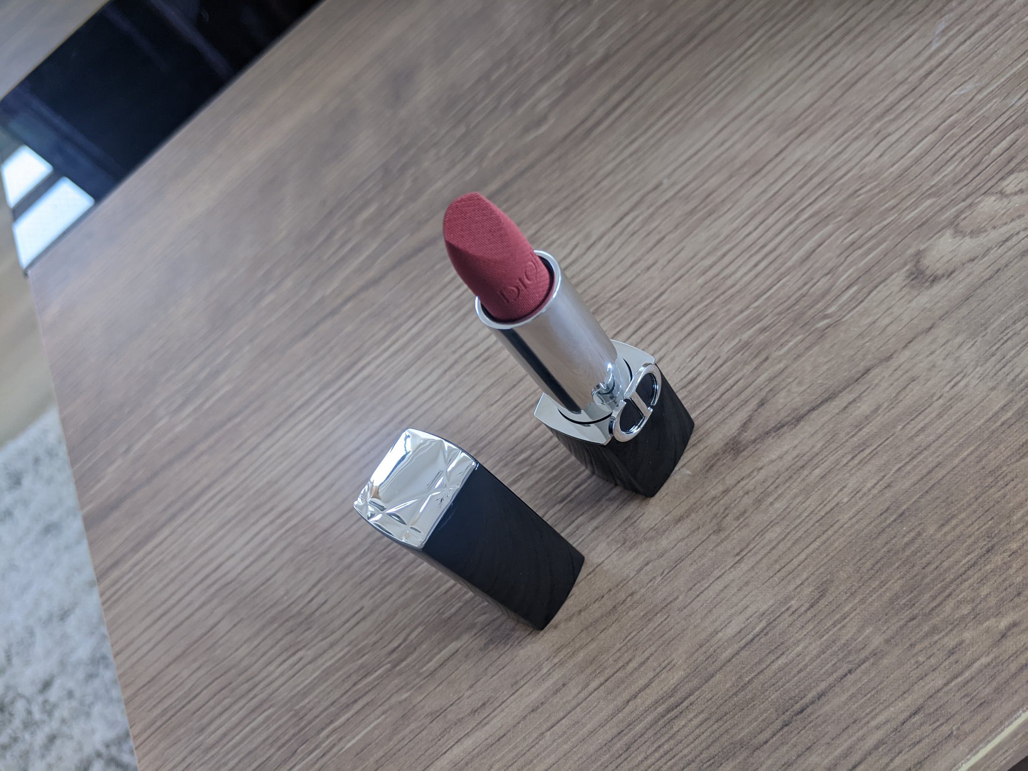 ルージュ ディオール #720 ICONE ×5 VELVET 新品 ルージュ ディオール #720 ICONE ×5 VELVET 新品 ルージュ