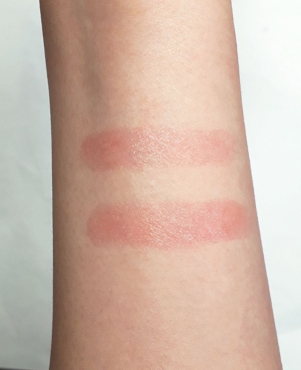 キス バーム/REVLON/口紅を使ったクチコミ（2枚目）