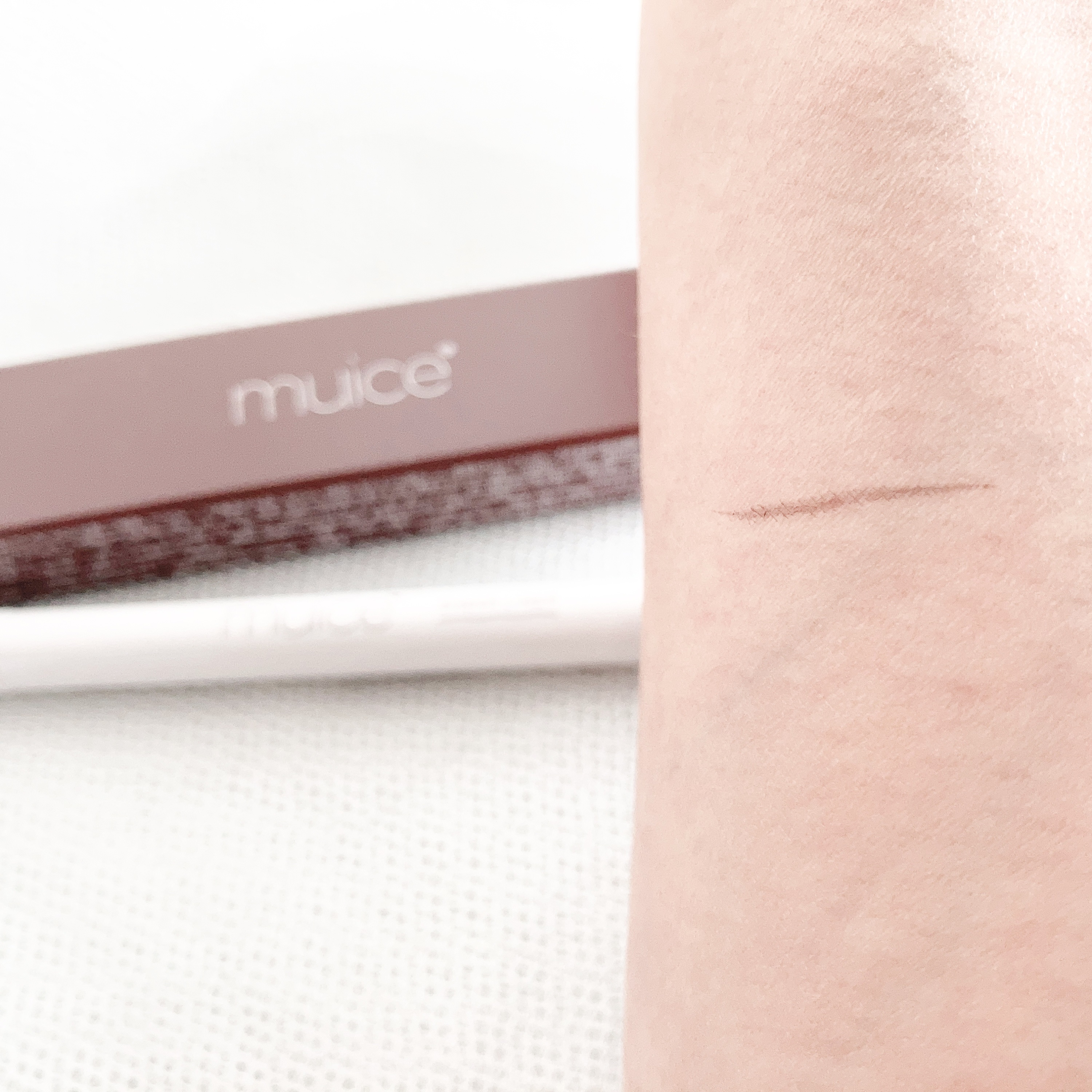 シリライナー 04 ビターブラウン/muice/リキッドアイライナーを使ったクチコミ（3枚目）