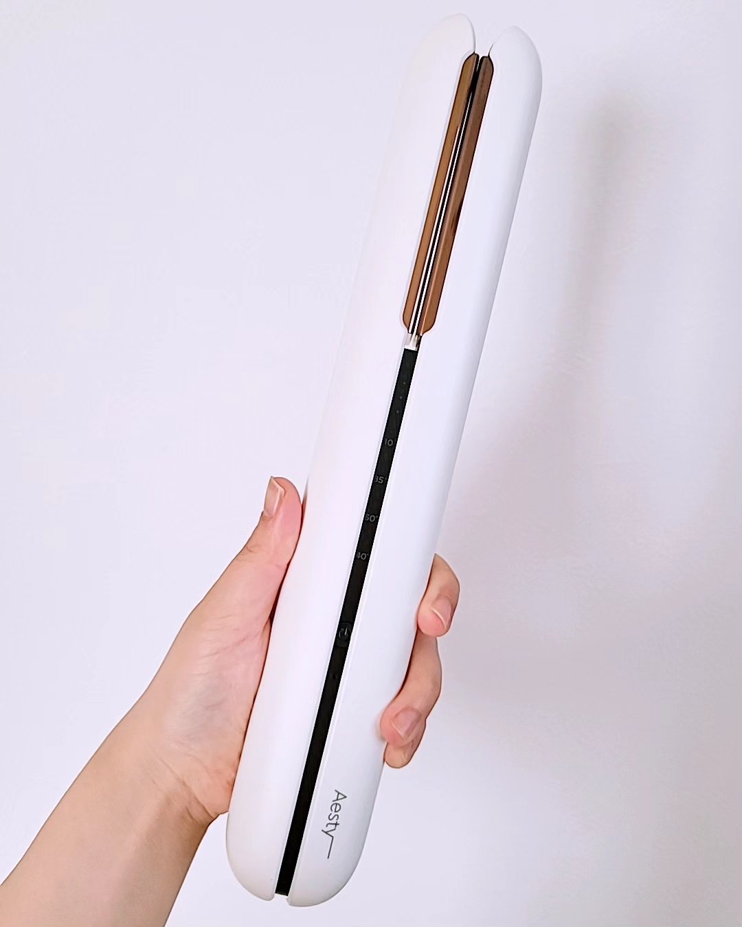 ２WAYコードレスヘアアイロン/Aesty/その他ヘアアイロンを使ったクチコミ（1枚目）