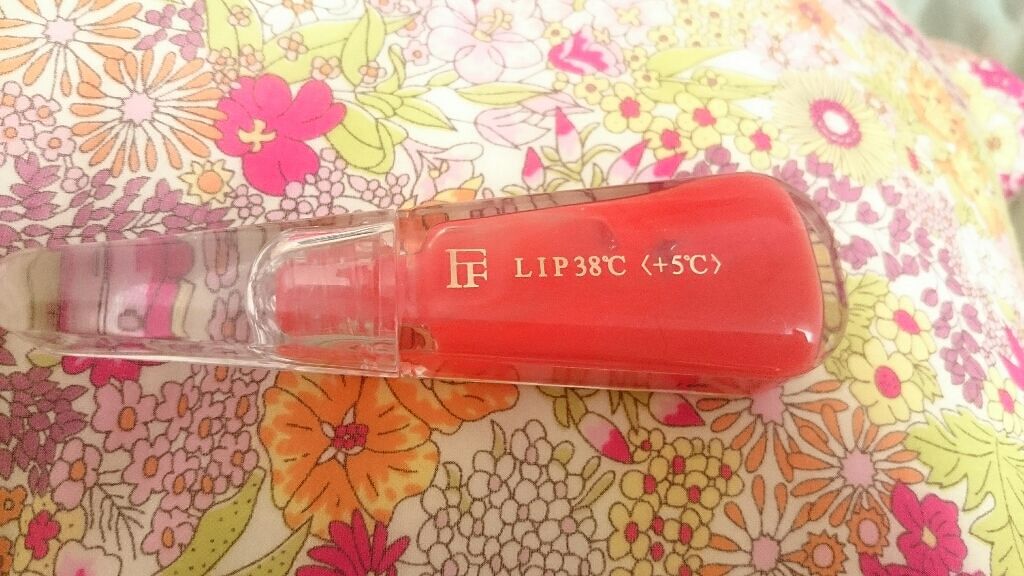 38°C / 99°F リップトリートメント (リップ美容液)/UZU BY FLOWFUSHI/リップケアを使ったクチコミ（1枚目）