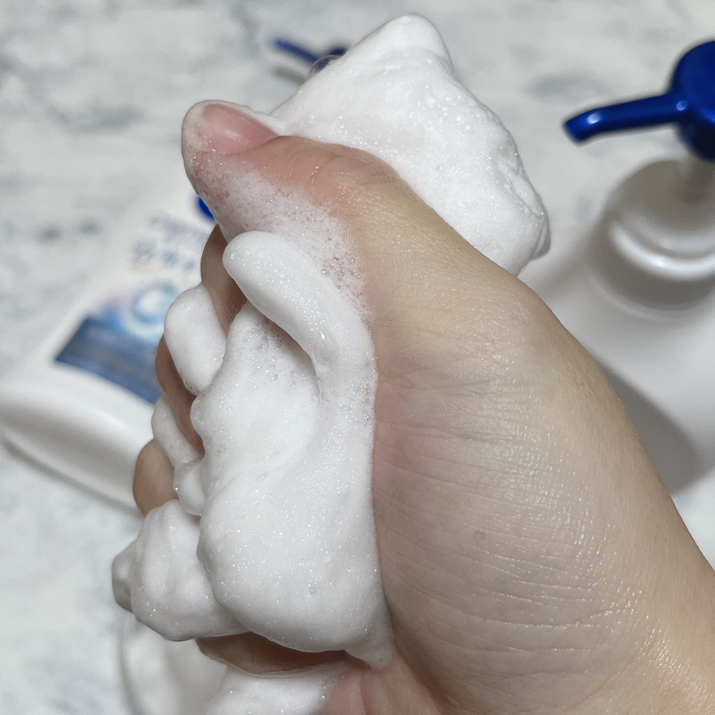 クリームケア ボディウォッシュ W保水美肌 リラクシングソープの香り/ニベア/ボディソープを使ったクチコミ(6枚目)