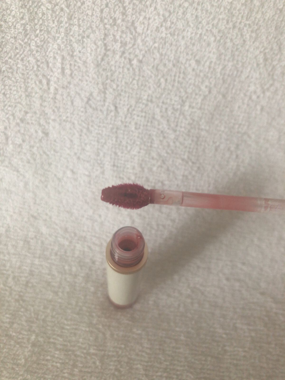 ムードインハンサーウォーターリキッドグロウ/hince/口紅を使ったクチコミ（2枚目）