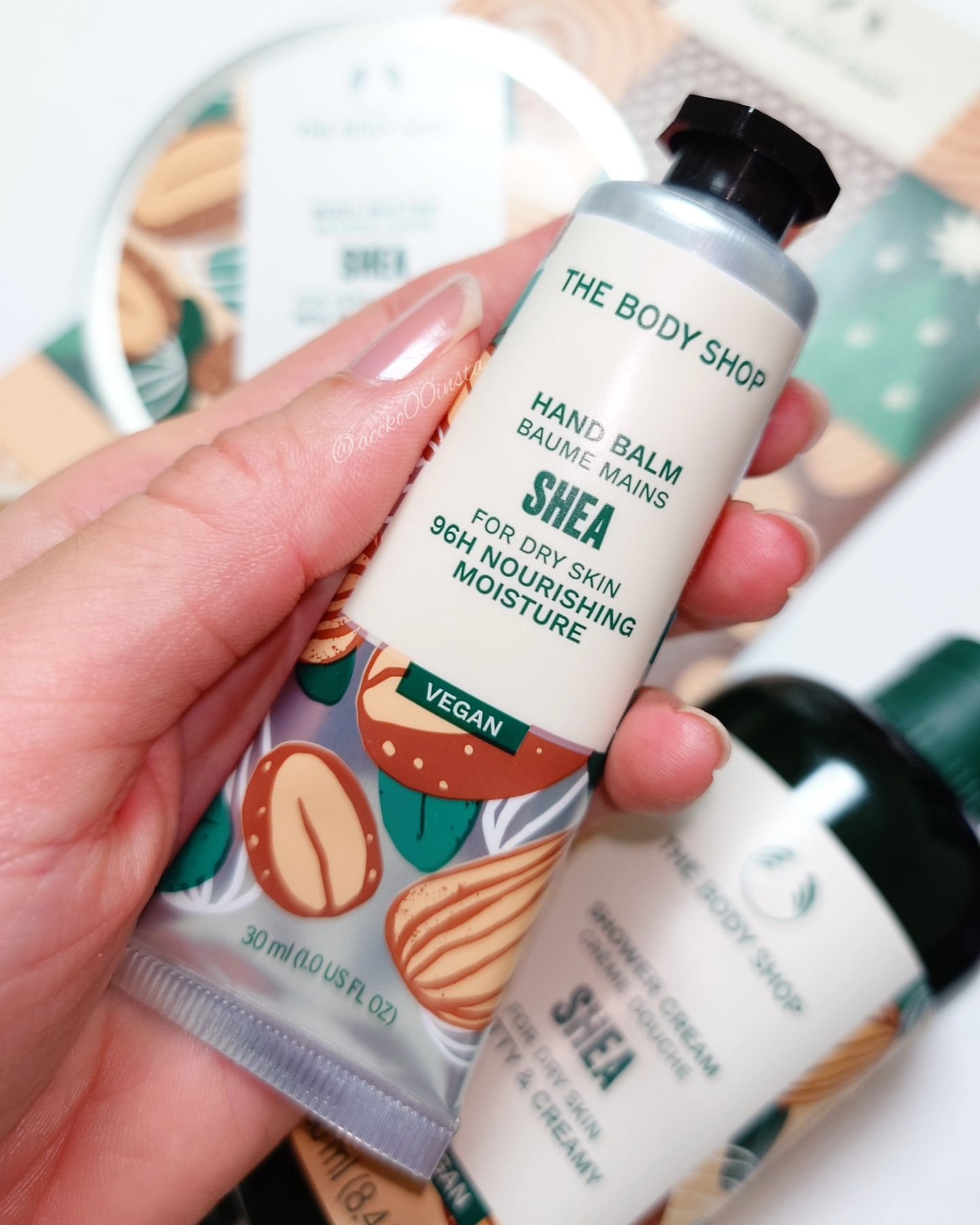 シャワークリーム シア/THE BODY SHOP/ボディソープを使ったクチコミ（3枚目）