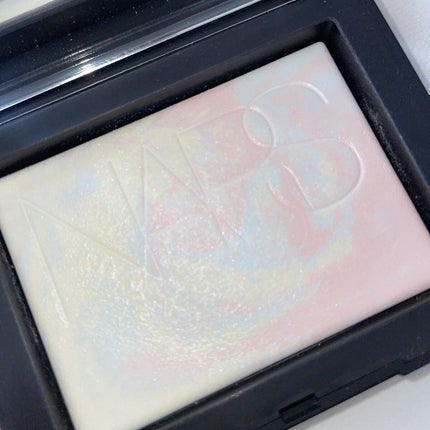ライトリフレクティング プリズマティックパウダー/NARS/プレストパウダーを使ったクチコミ(3枚目)