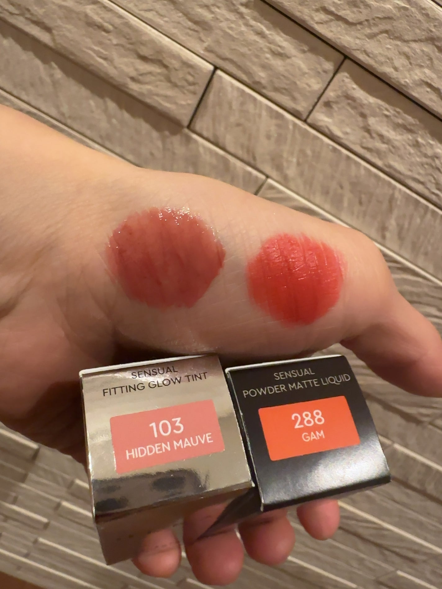 センシュアル パウダーマット リキッド N/HERA/口紅を使ったクチコミ(5枚目)