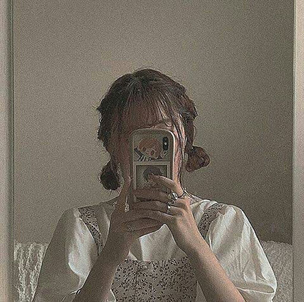 瑠菜 on LIPS 「自己紹介をしようとおもいます!名前→めぐ年齢→21の社会人です..」(1枚目)