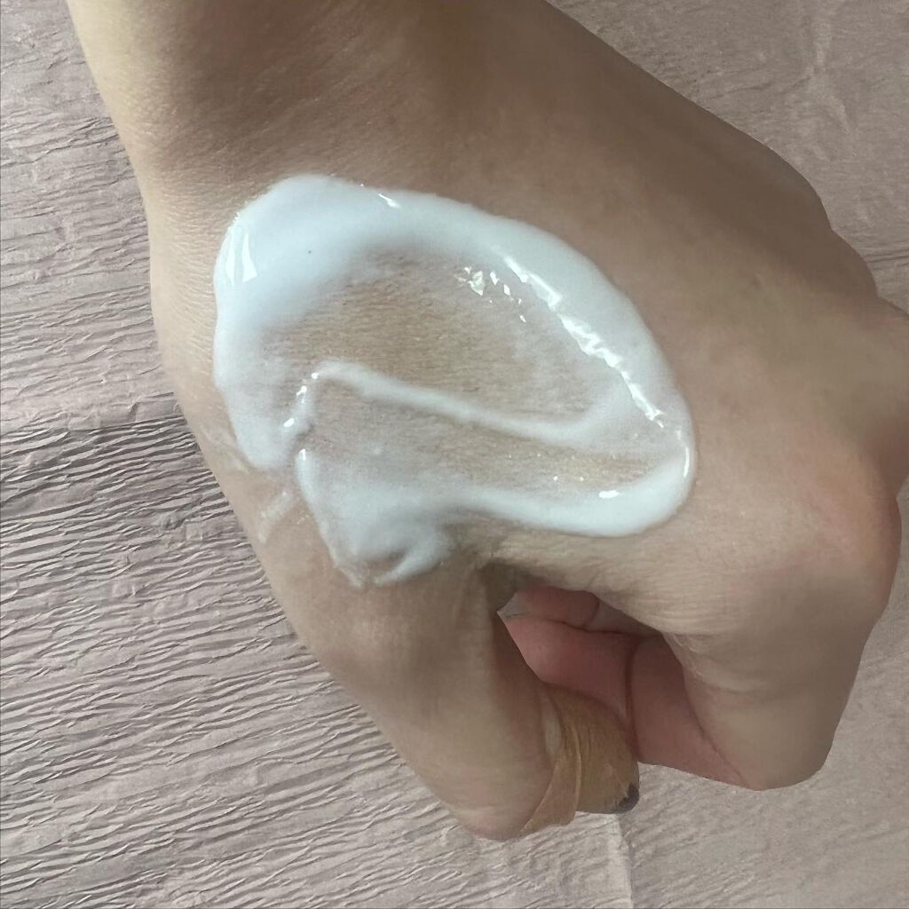 白色オイル/DEW/美容液を使ったクチコミ（3枚目）