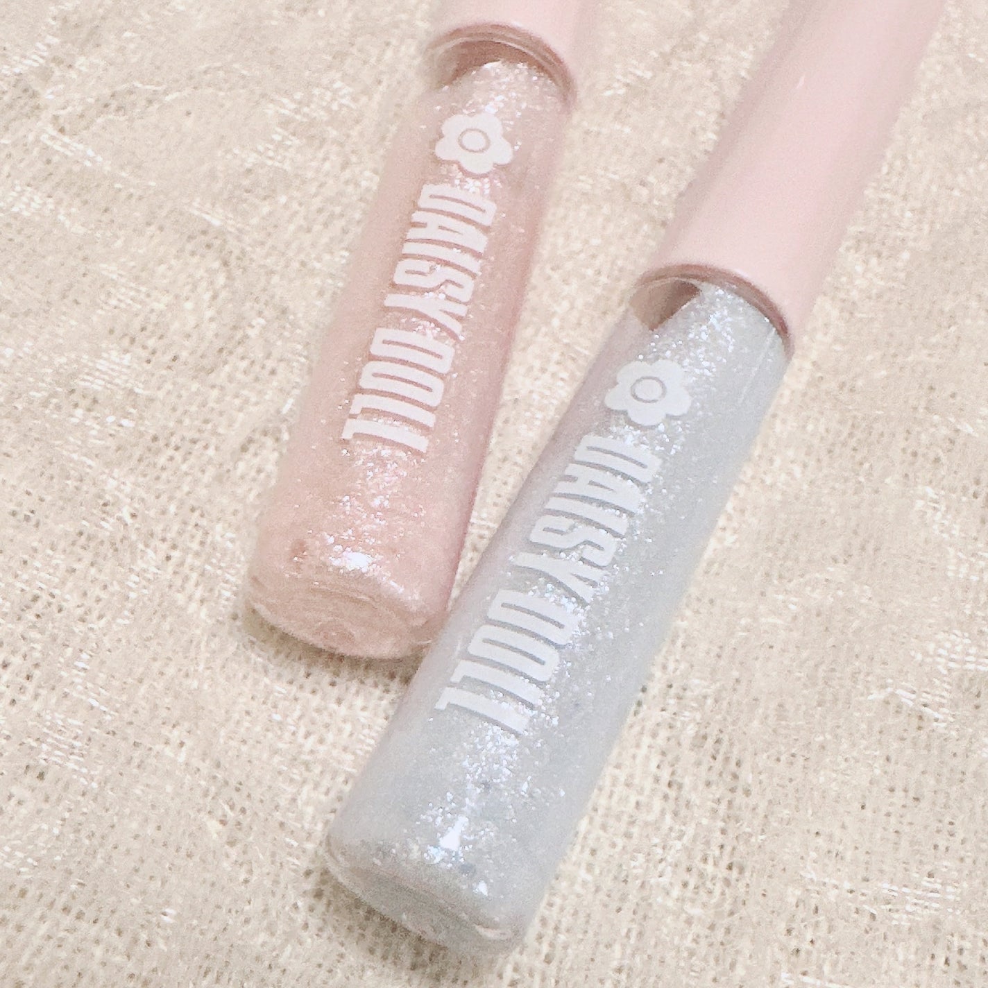 グリッターアイカラー/DAISY DOLL by MARY QUANT/グリッターを使ったクチコミ(2枚目)