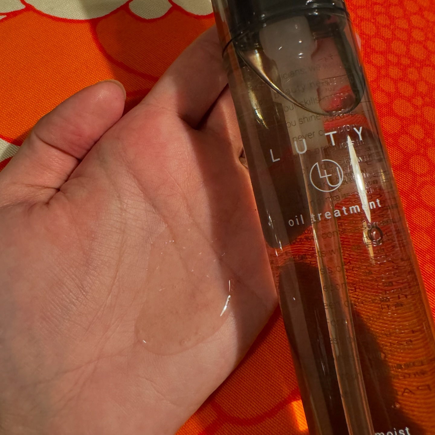 ルーティー スタイリングオイル リッチ/LUTY/ヘアオイルを使ったクチコミ（2枚目）