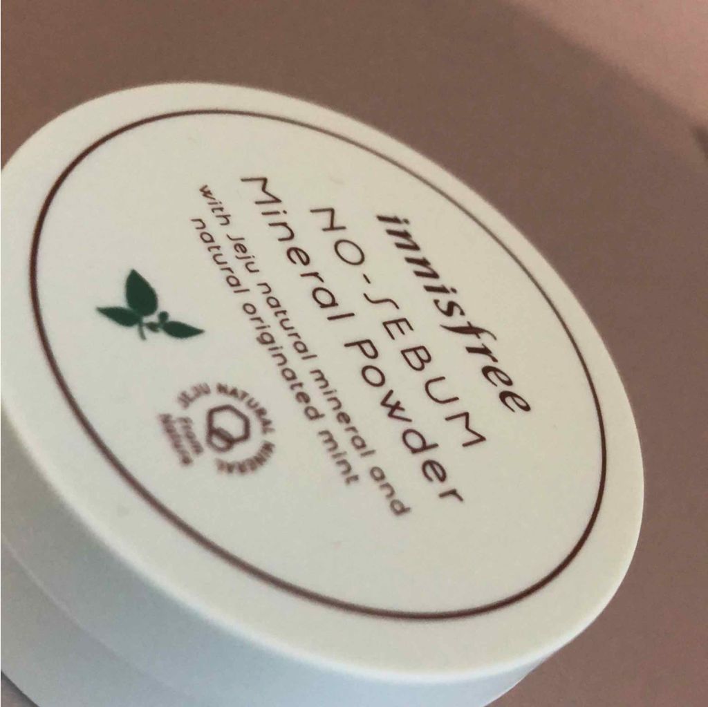 ノーセバム ミネラルパウダー/innisfree/ルースパウダーを使ったクチコミ（1枚目）