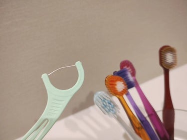 mcgroupakiko on LIPS 「歯医者さんに行くと、歯磨き指導の時に必ずデンタルフロスの使用を..」（3枚目）